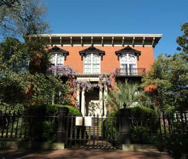 Private Tours by Pat Tuttle Savannah Mercer House